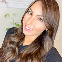 Reviews 8 - Business Consulting & Immigration Services Gabriela Cordero - Zucchini